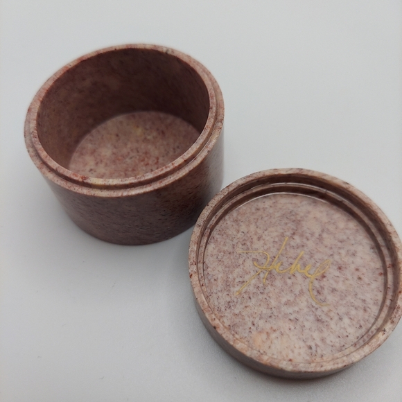 Vintage Stone Trinket Box with Young woman signed Hehel - Picture 5 of 10